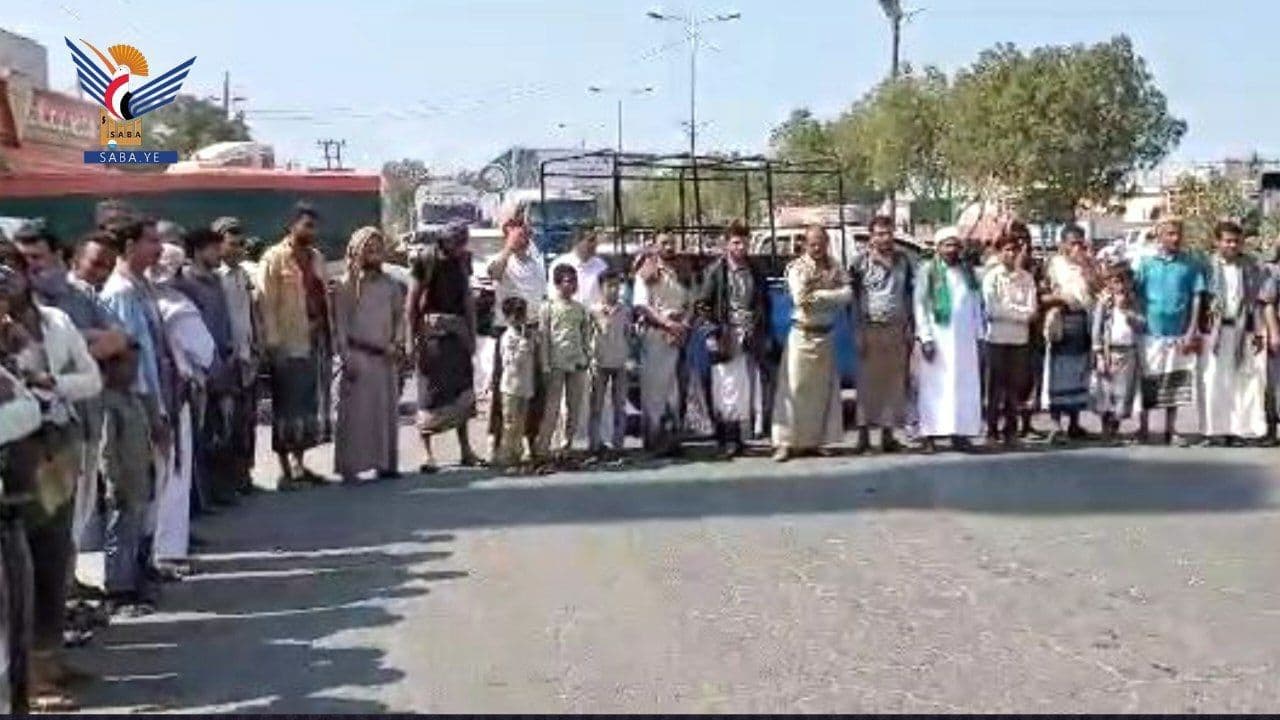 وكان حقاً علينا نصر المؤمنين / مکرم